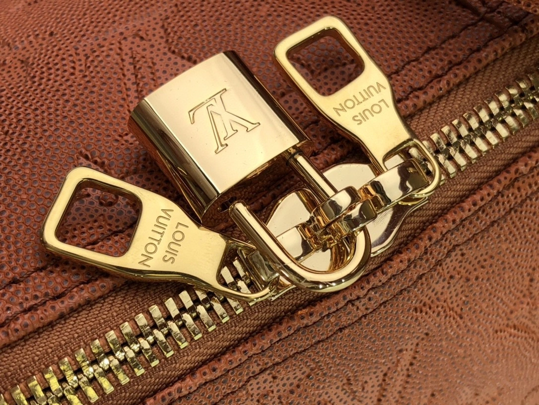 &MOMO- M57973 item : A-B174L1910