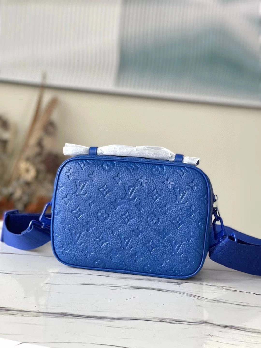 MOMO- M58488 item : A-B00L1755