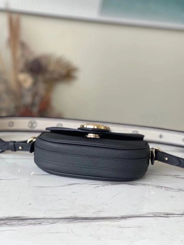 MOMO- M58727 Calfskin item : A-B116L1916