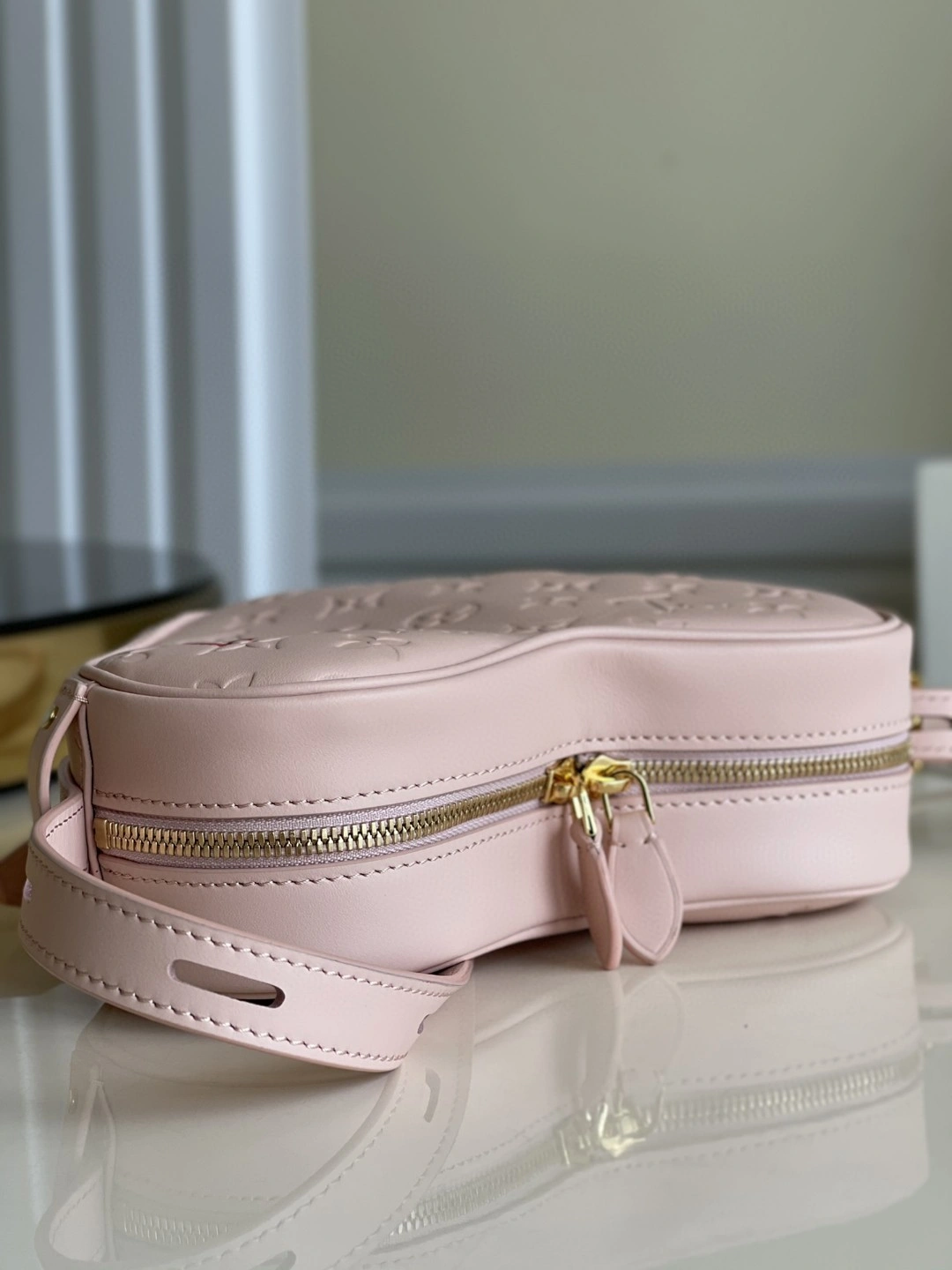 MOMO- M58738 sheephide item : A-B340L1730