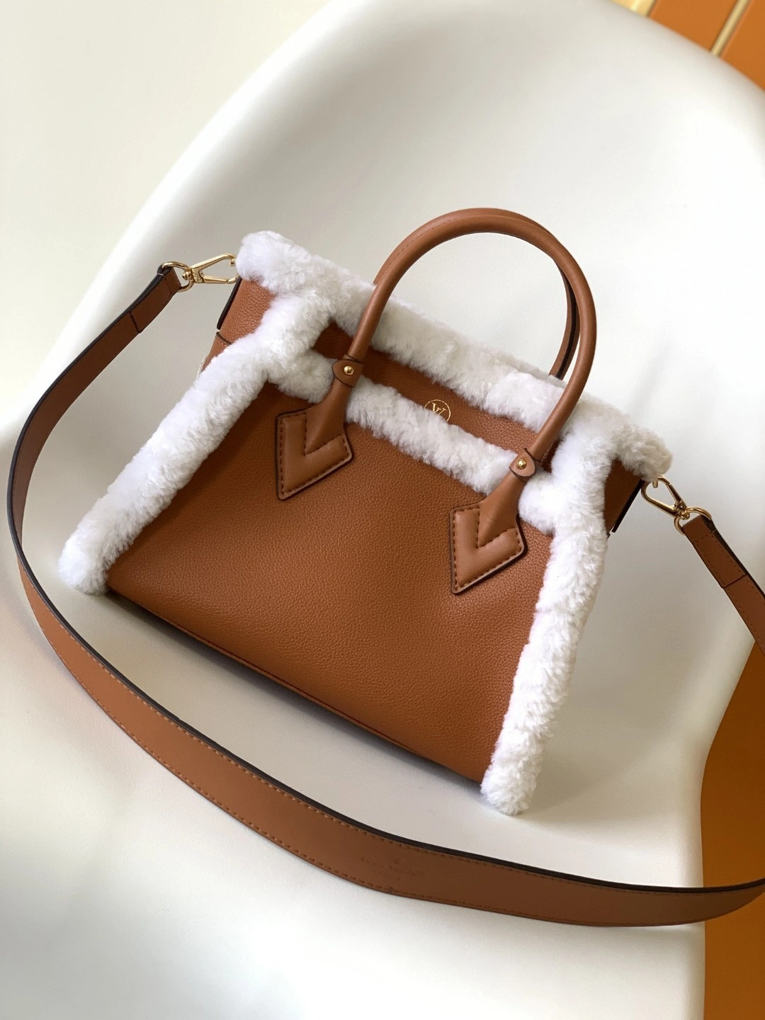 MOMO- M58918 item : A-B271L2305