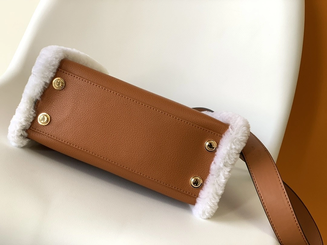 MOMO- M58918 item : A-B271L2305