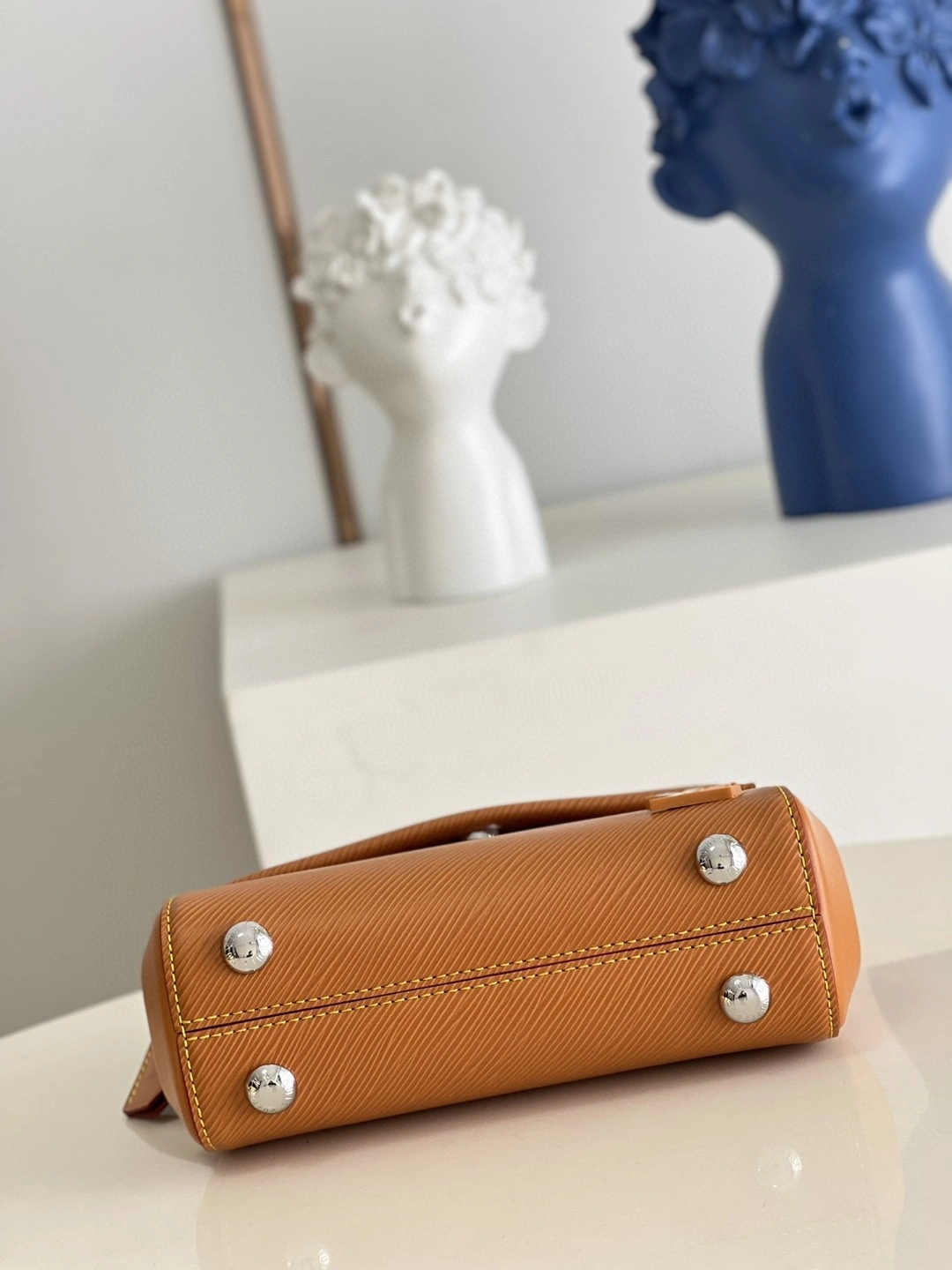 MOMO- M58931 item : A-B00L1731