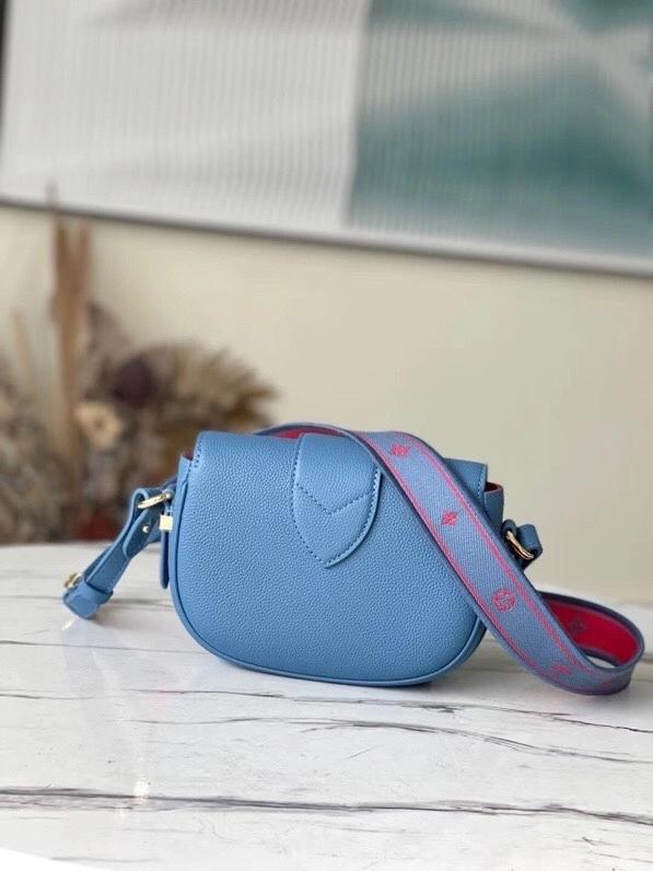 MOMO- M58964 Calfskin item : A-B116L1918