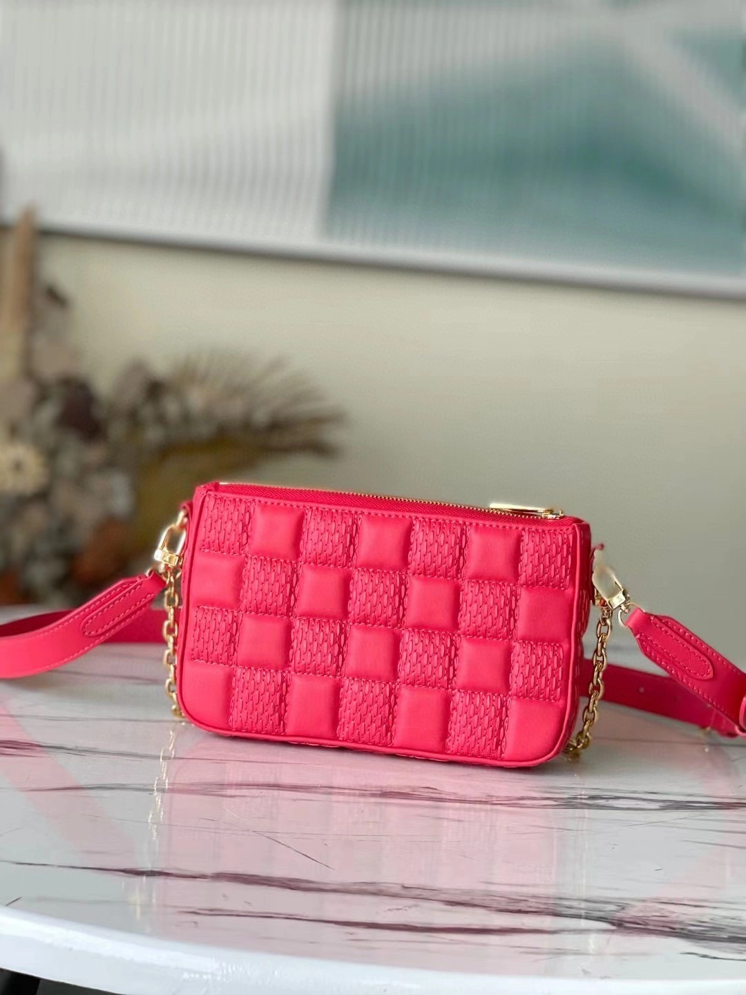 MOMO- M59049 sheephide item : A-B00L1743