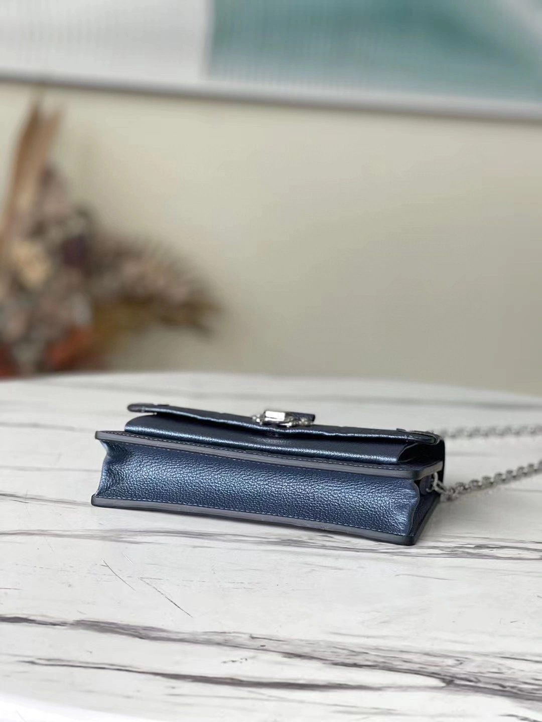 MOMO- M59077 item : A-B00L1723