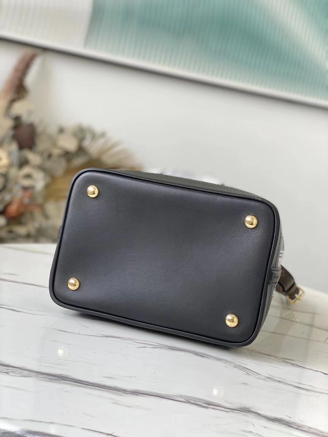 MOMO- M59105 item : A-B00L1757