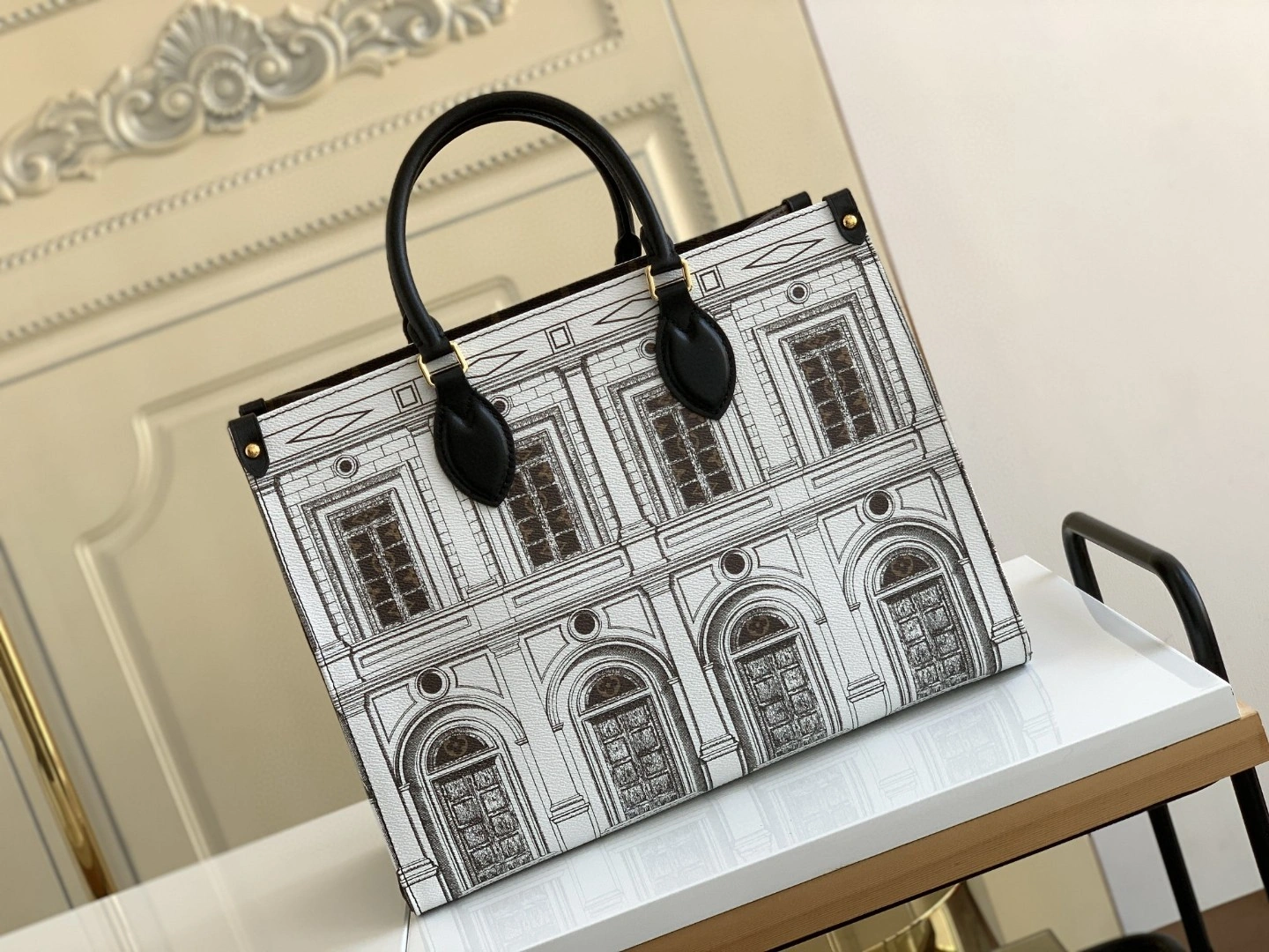 MOMO- M59264 Calfskin item : A-B330L1756