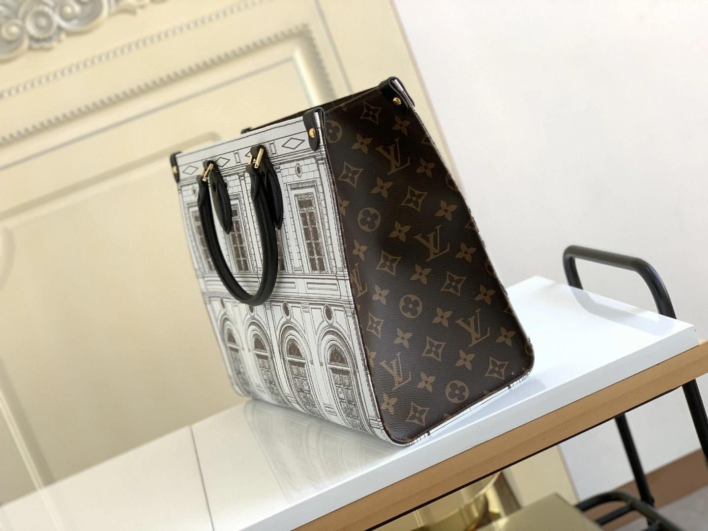 MOMO- M59264 Calfskin item : A-B330L1756