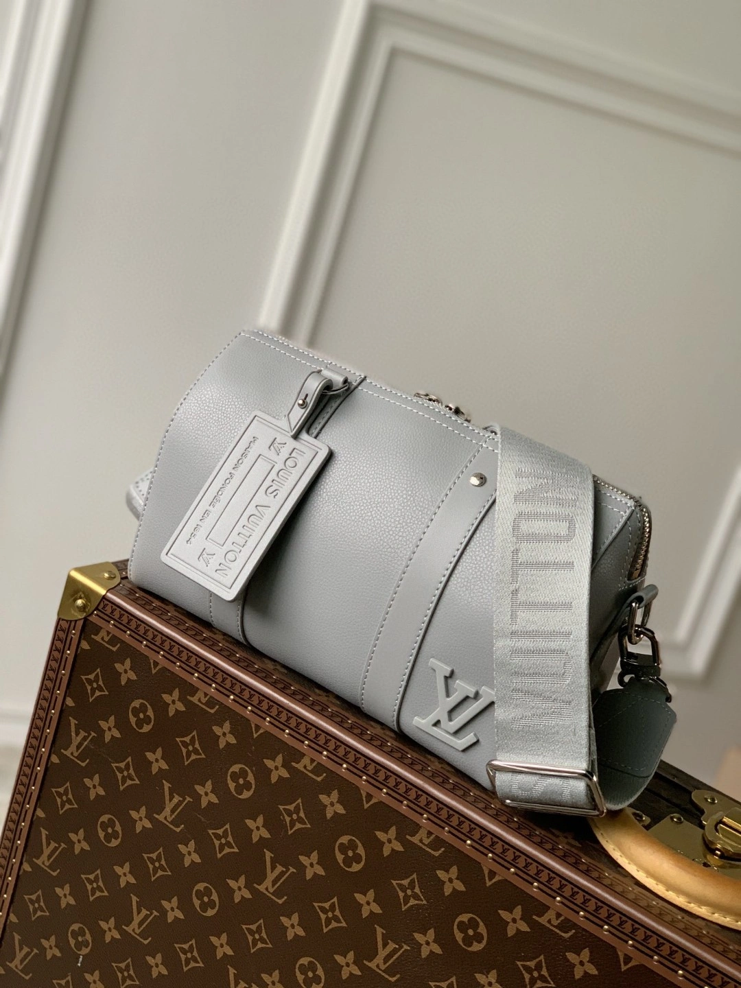 MOMO- M59328 CITY KEEPALL item : B-B080C1315