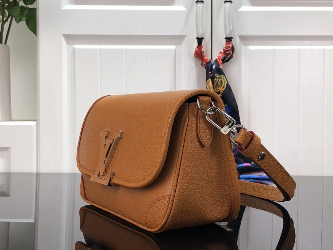 MOMO- M59459 Buci item : B-B078C1106