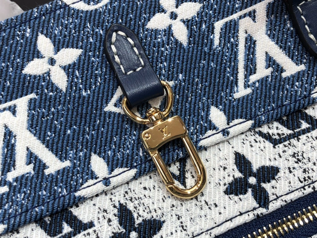 MOMO- M59608 Onthego item : B-B063D1014