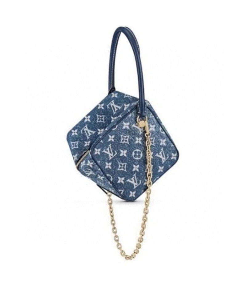 MOMO- M59611 SQUARE item : B-B065C0938