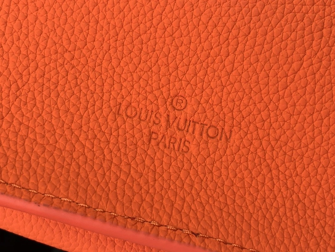 MOMO- M59625 Calfskin Aerogram item : B-B063D1008