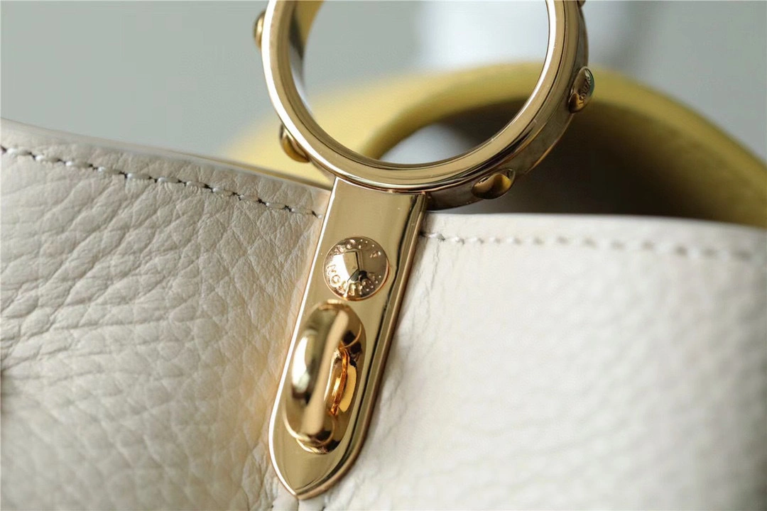 MOMO- M59883 item：B-B063E2533C