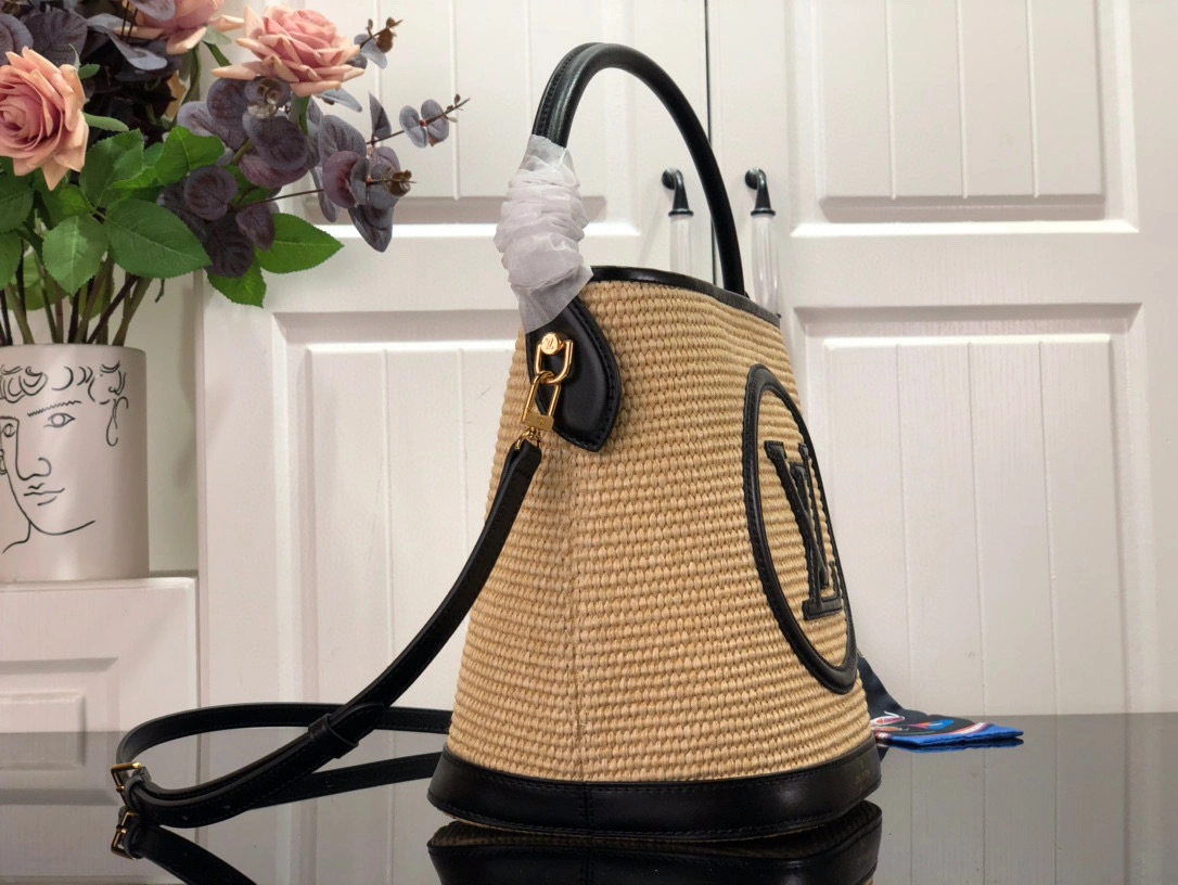 MOMO- M59961 PETIT BUCKET item：B-B174E1946C