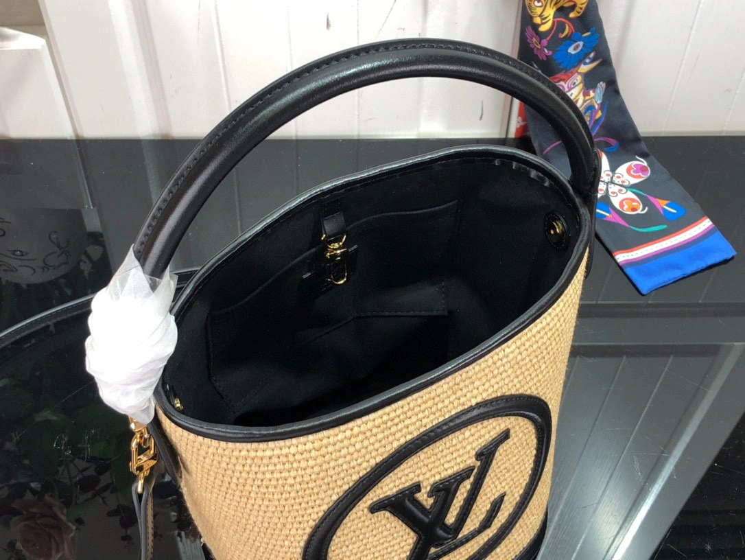 MOMO- M59961 PETIT BUCKET item：B-B174E1946C