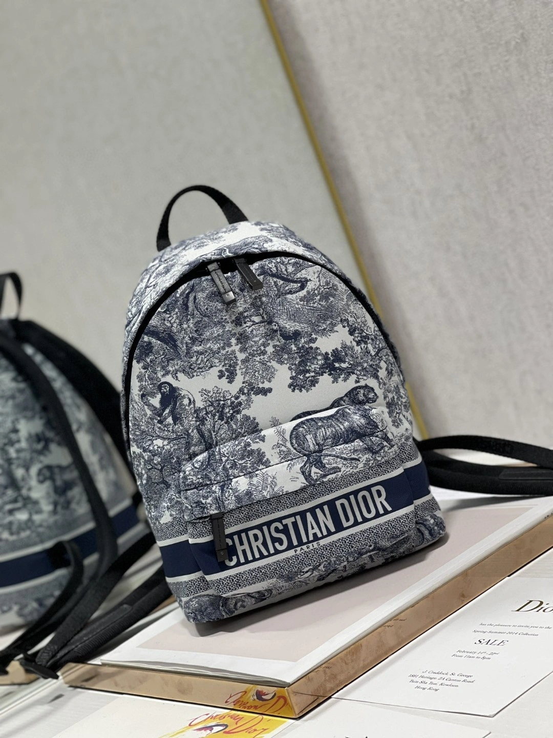 MOMO- M6108SNTJ Travel Backpack item : B-B00M1324