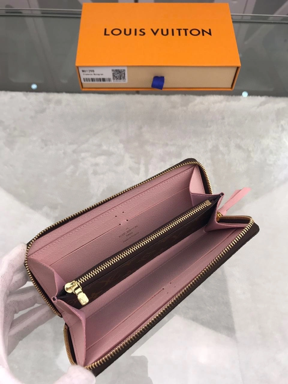 &MOMO- M61298 item : A-B063L2203