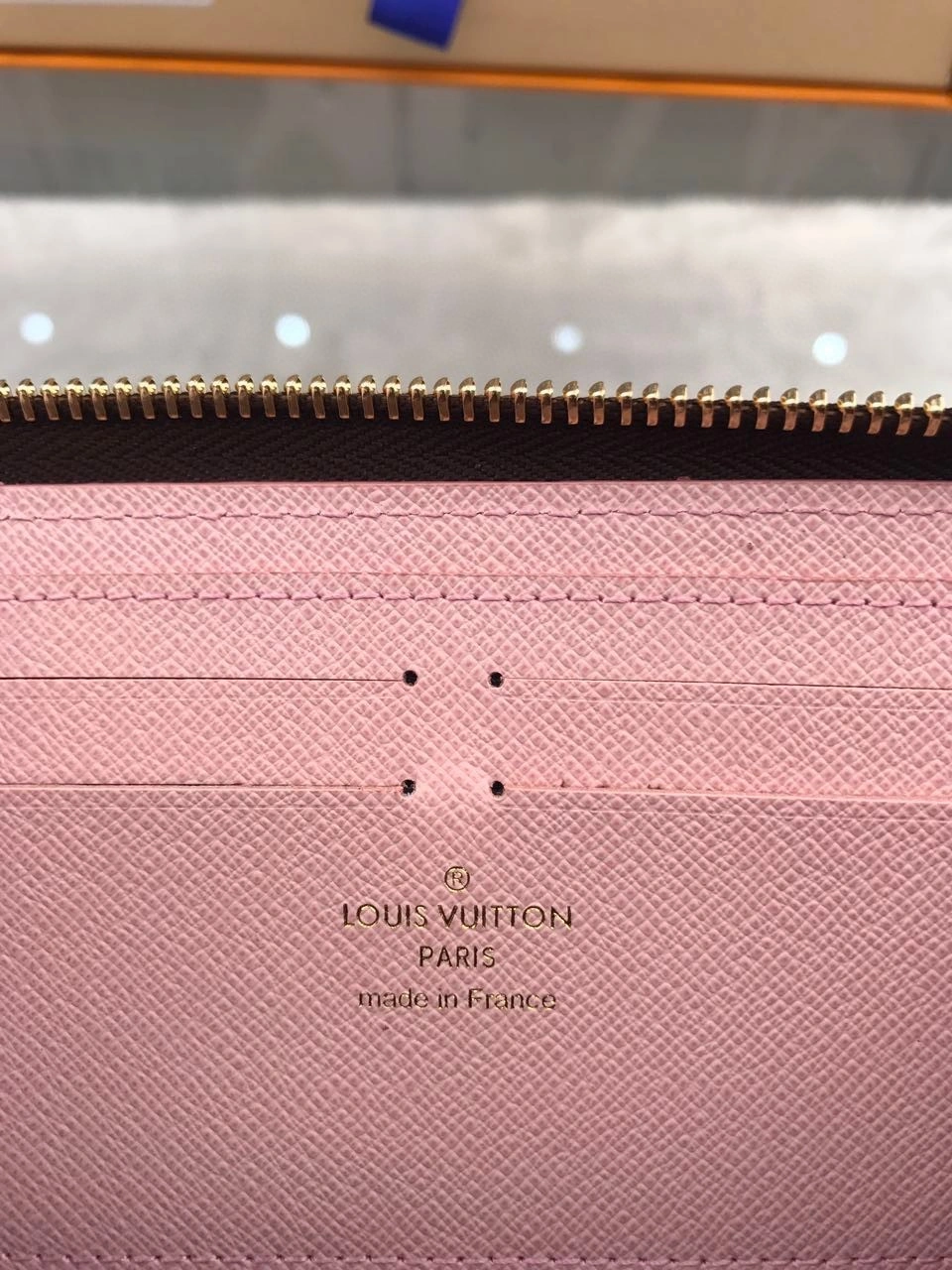 &MOMO- M61298 item : A-B063L2203
