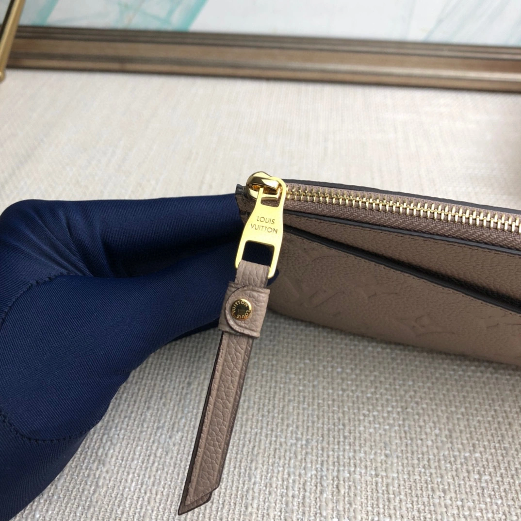 MOMO- M68714 item：B-B000E2228C
