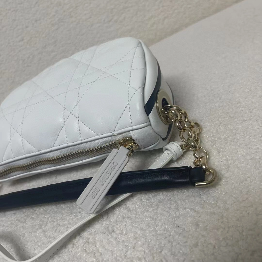 MOMO- M7200ONOA-M879 sheephide Vibe Hobo item : B-B063D1104