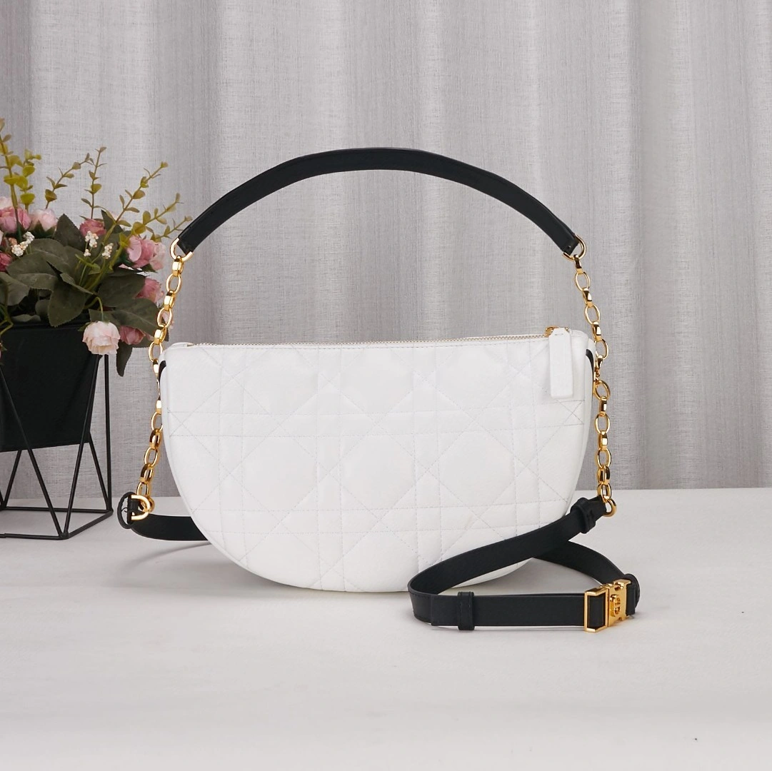 MOMO- M7201ONOA Vibe sheephide item : B-B00M1341