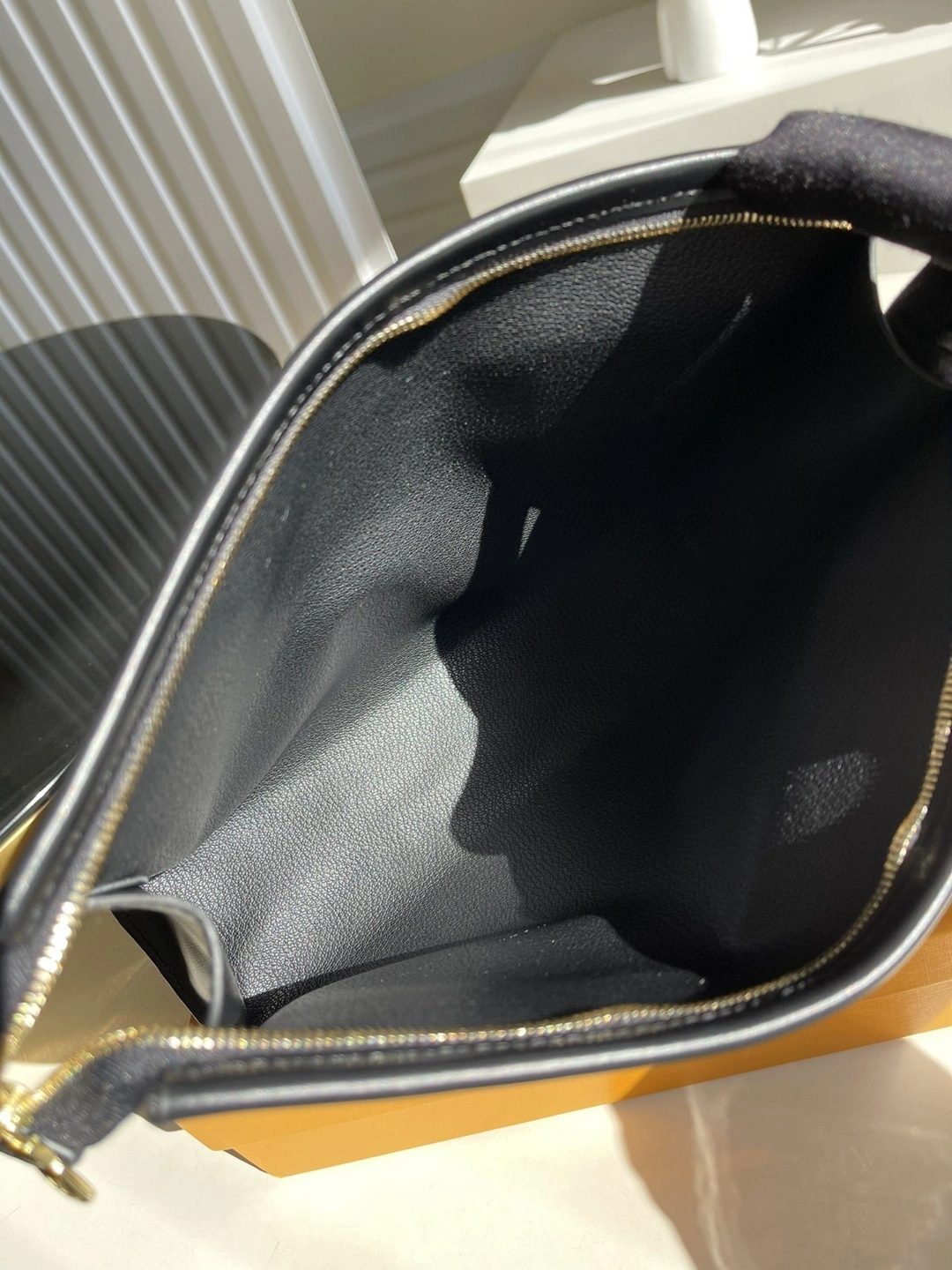 MOMO- M80074 item : A-B00L3022