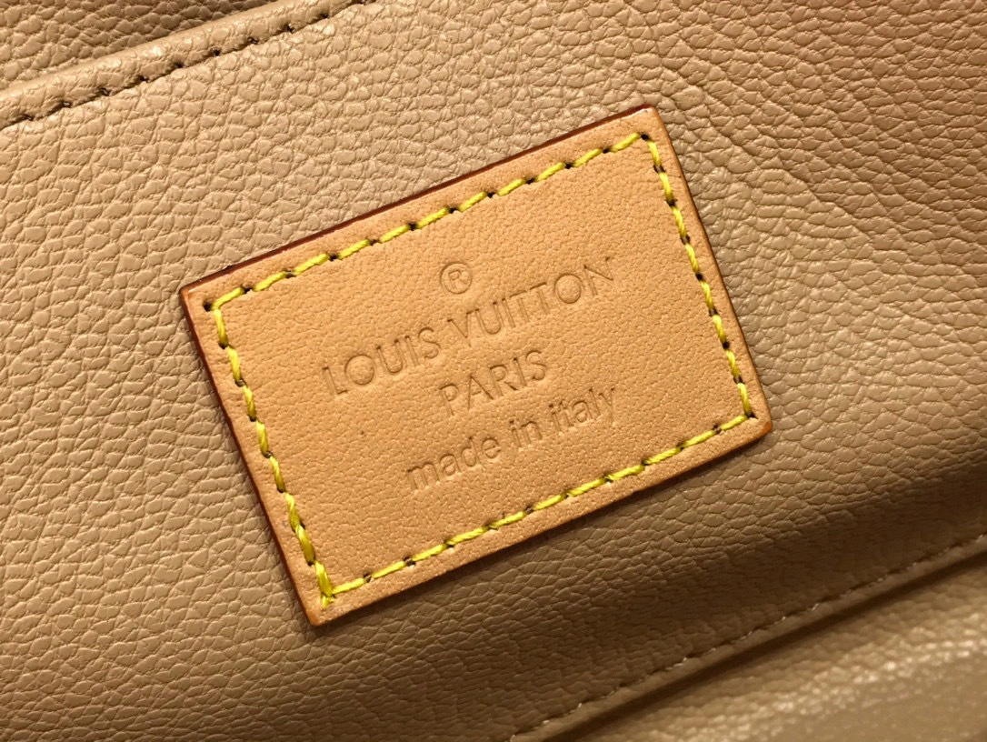 MOMO- M80307 Since 1854 Monogram item：B-B063E1736C