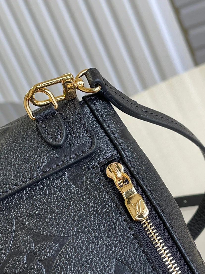 MOMO- M80596 item : A-B330L1732