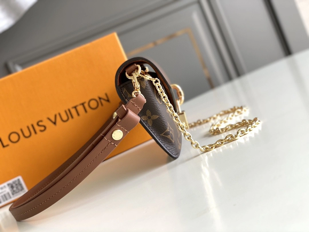MOMO- M80763 cowhide item : A-B00L2902