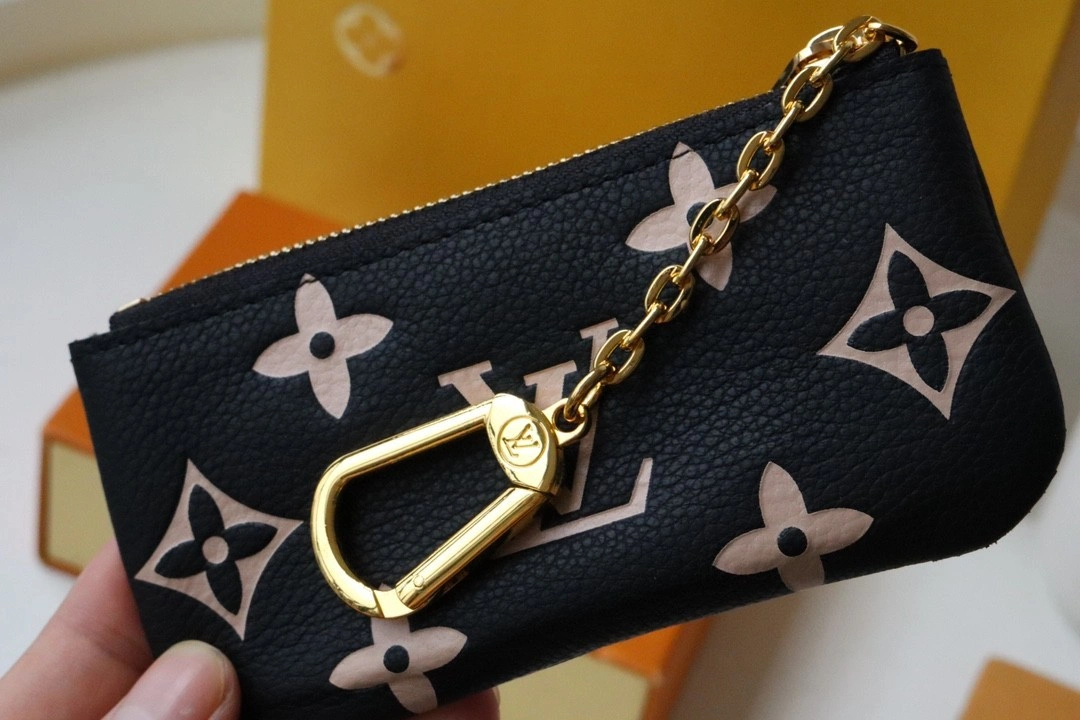 &MOMO- M80885 item : B-B063C1301