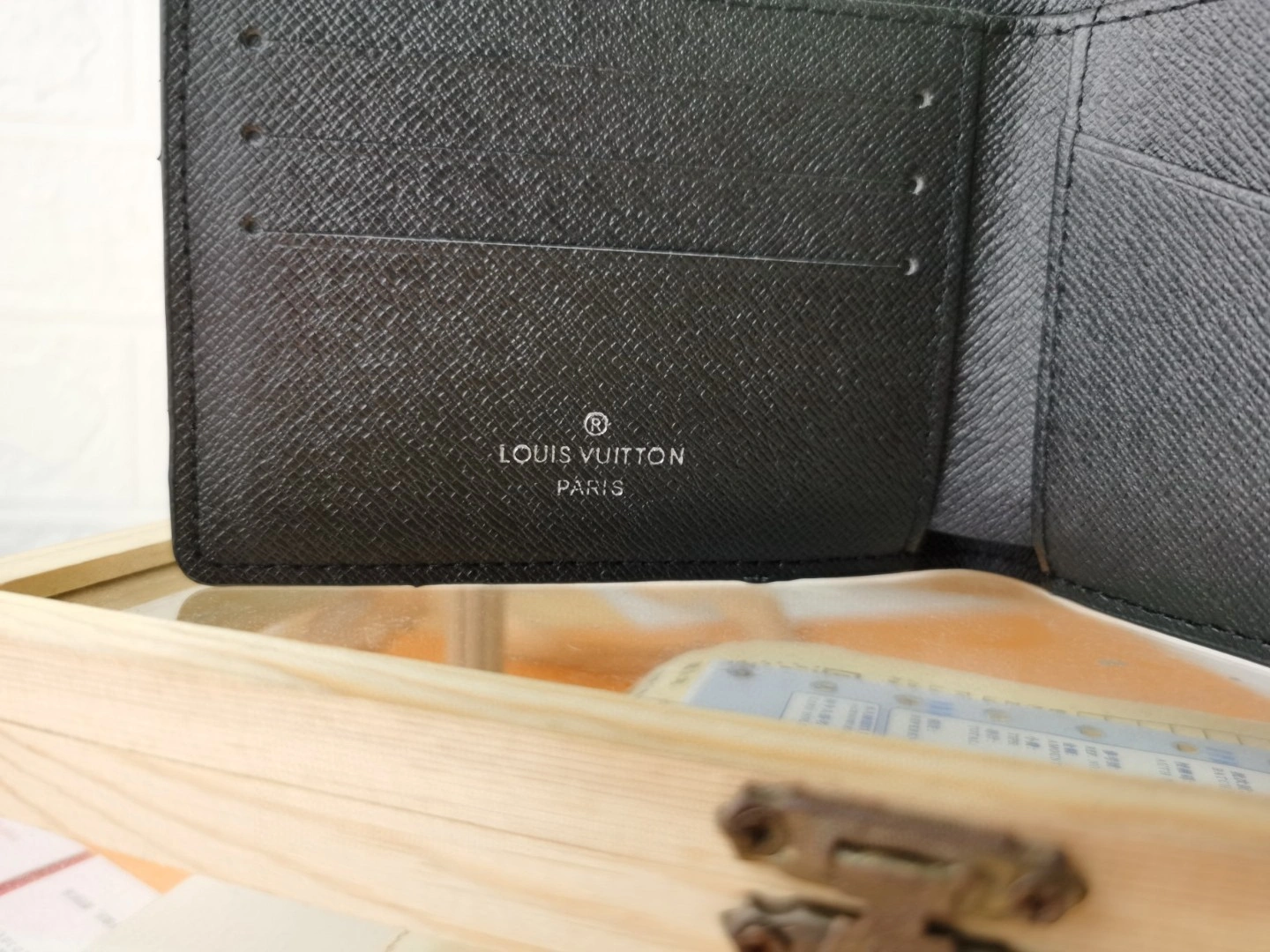 &MOMO- M80954 cowhide item : A-B225L2028