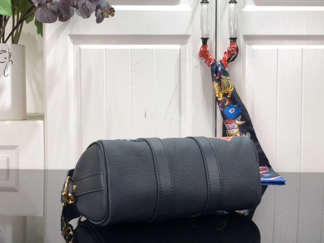MOMO- M81011 Monogram item : B-B063D1013