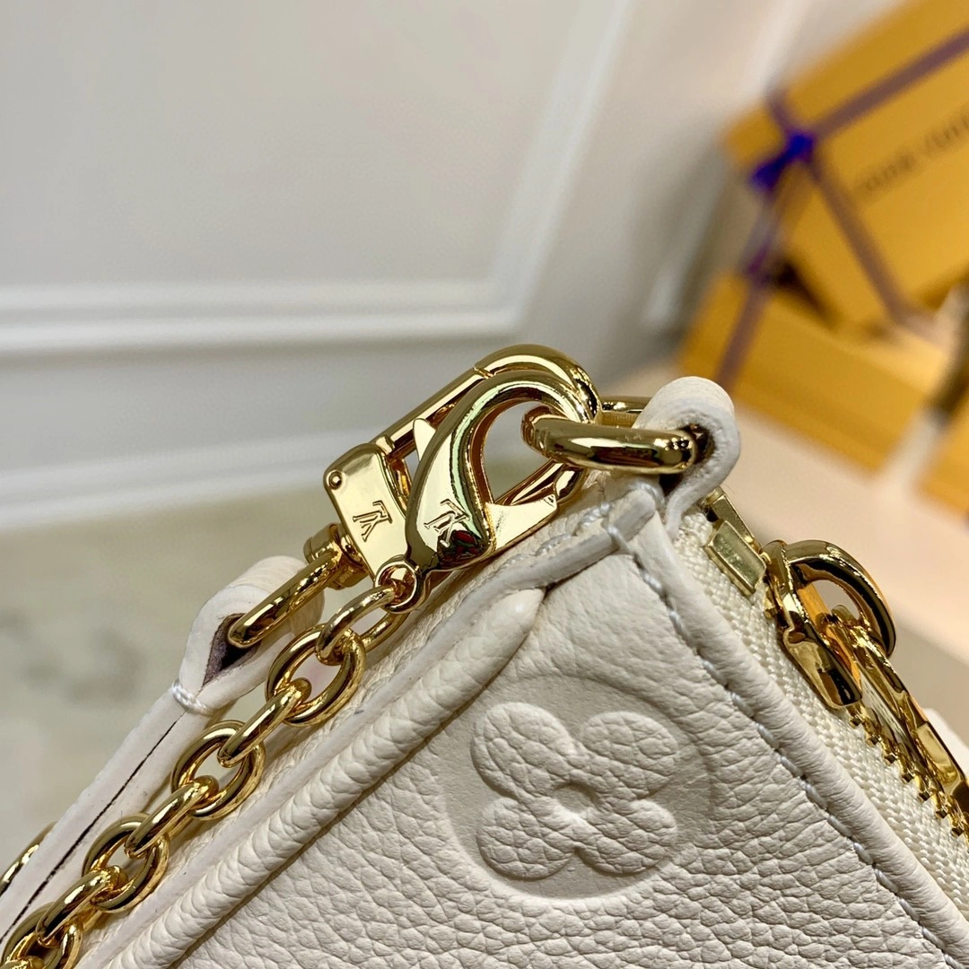 MOMO- M81066 Easy Pouch On Strap item : B-B202D1825