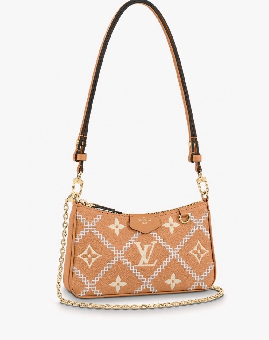 MOMO- M81137 cowhide Easy Pouch On Strap item : B-B063D1829