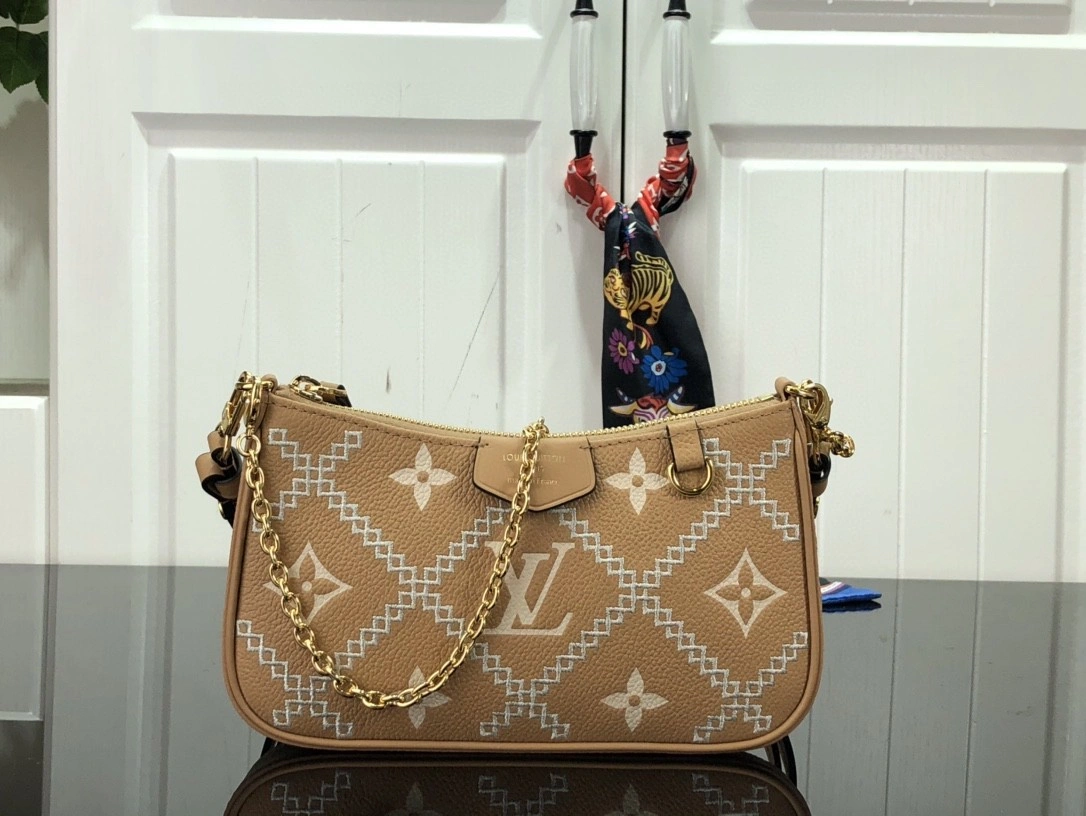 MOMO- M81137 cowhide Easy Pouch On Strap item : B-B063D1829