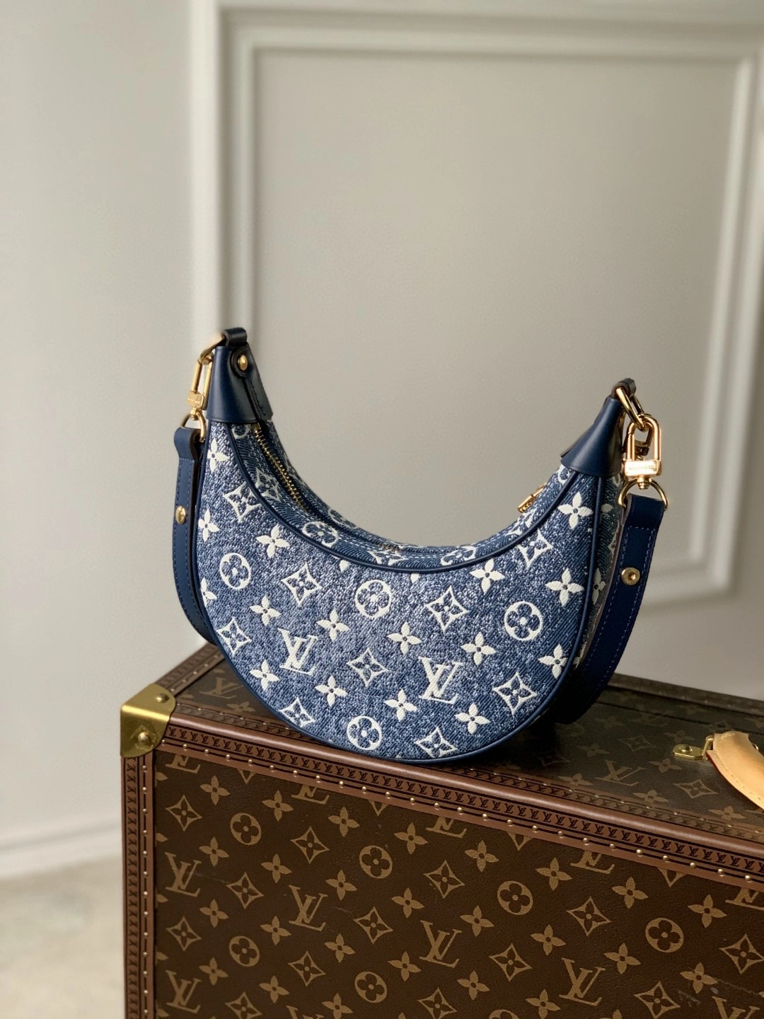 MOMO- M81166 Loop item : B-B070C0906