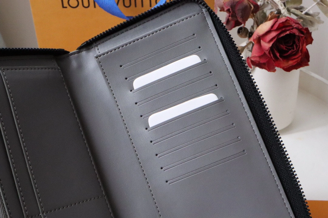 MOMO- M81384 Zippy Monogram Shadow item：B-B106E2637C