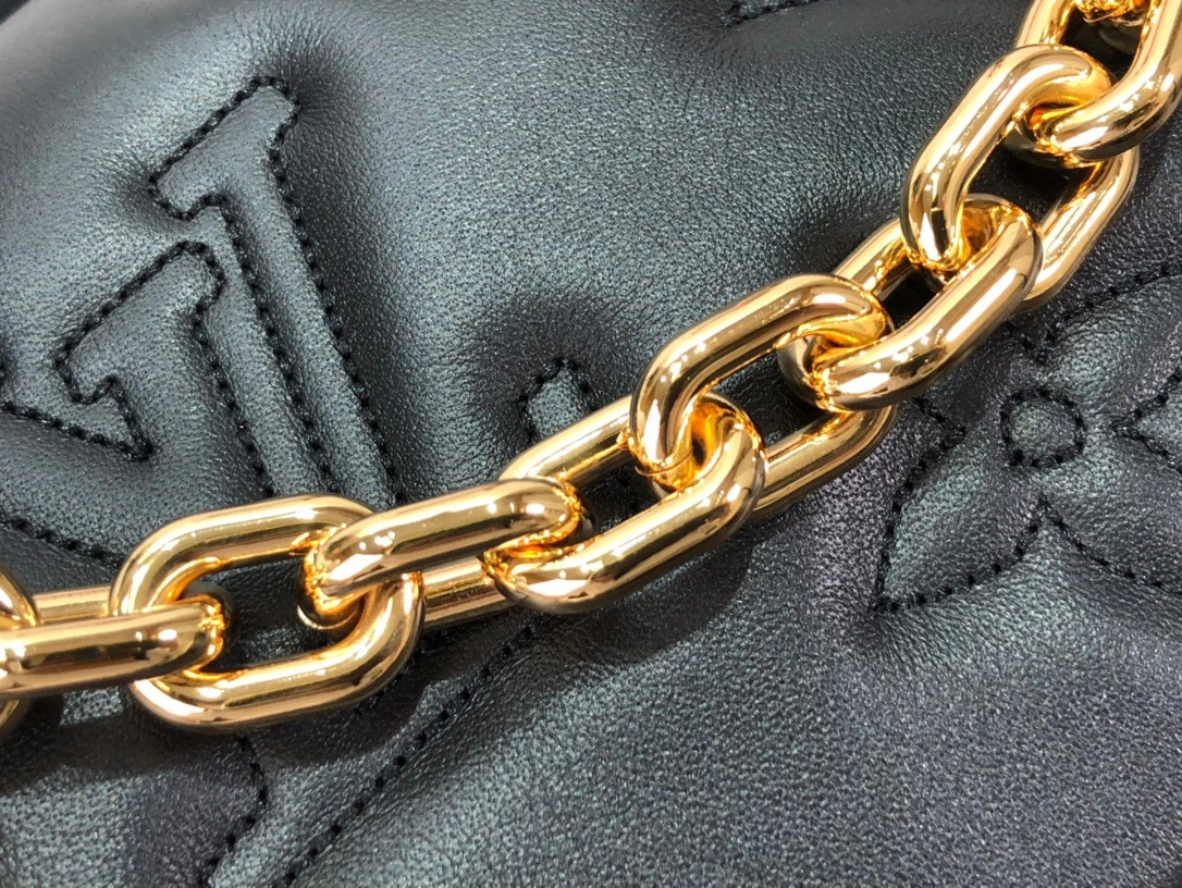 MOMO- M81398 Wallet on Strap Bubblegram Monogram item：B-B063E1723C