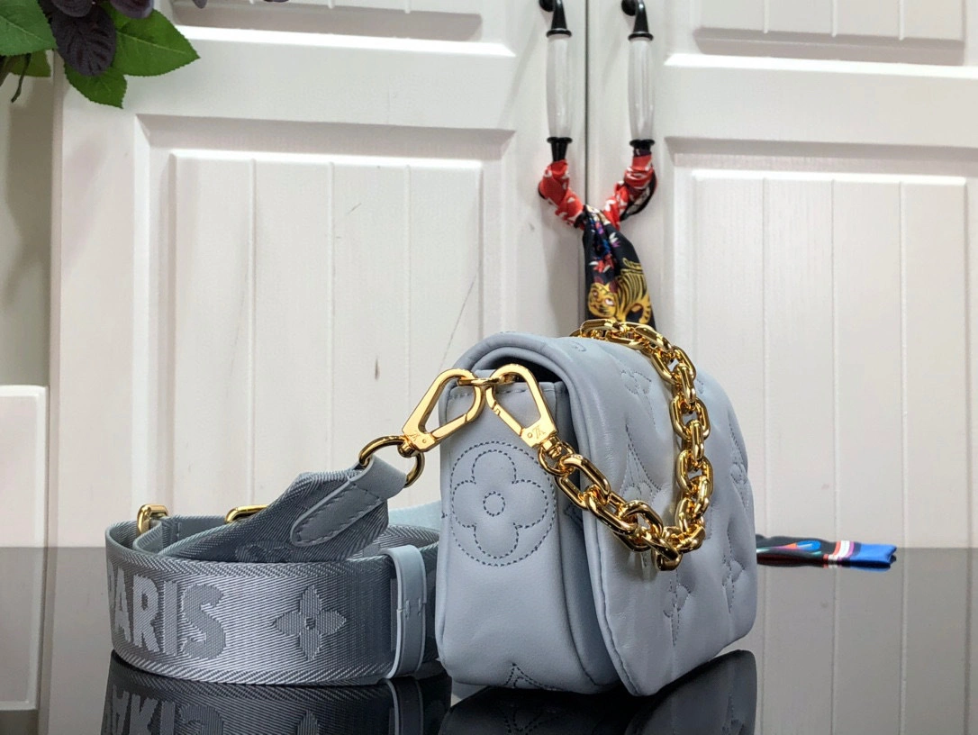 MOMO- M81399 Wallet on Strap Bubblegram Monogram item：B-B063E1724C