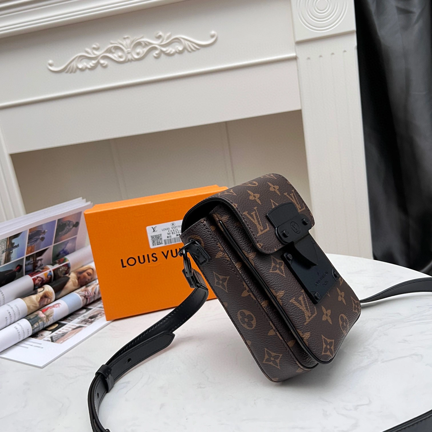MOMO- M81522 S-LOCK VERTICAL WEARABLE item：B-B330G0916C