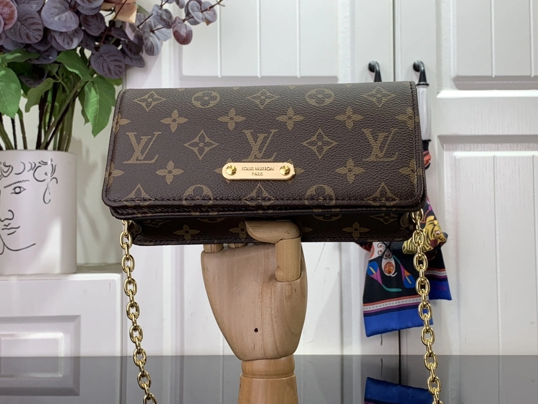 &MOMO- M82509 item:D-B174A1535