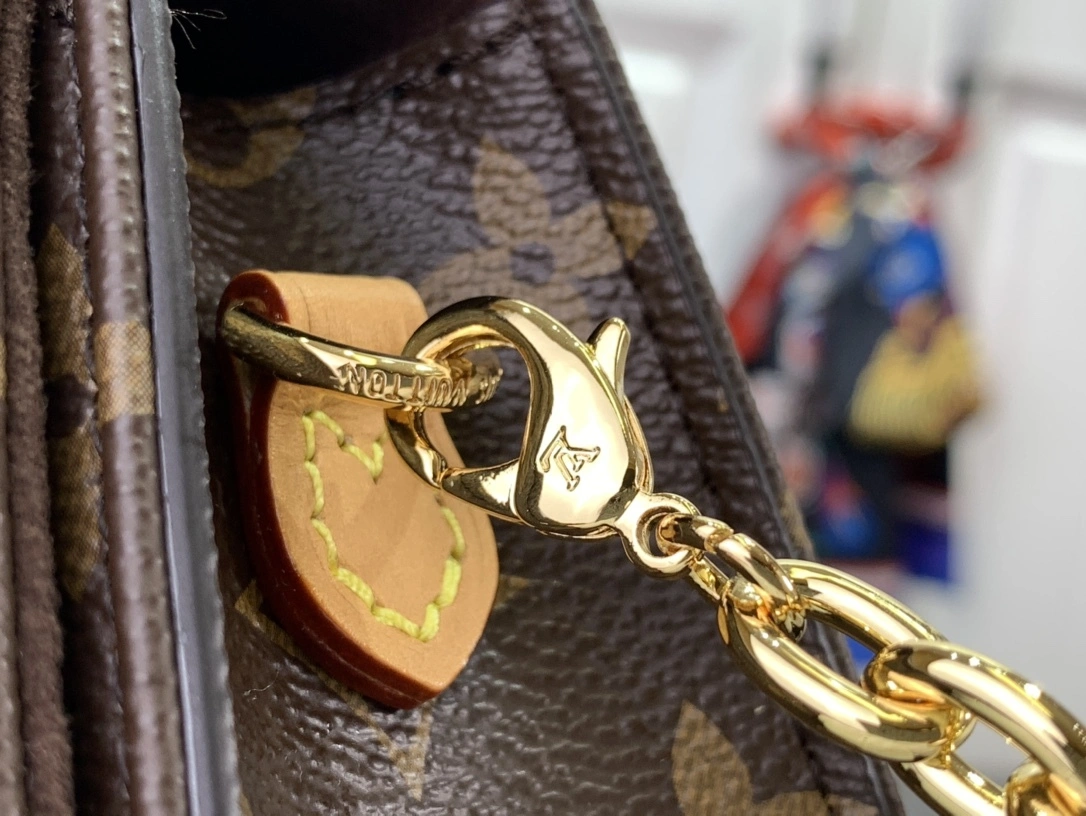 &MOMO- M82509 item:D-B174A1535