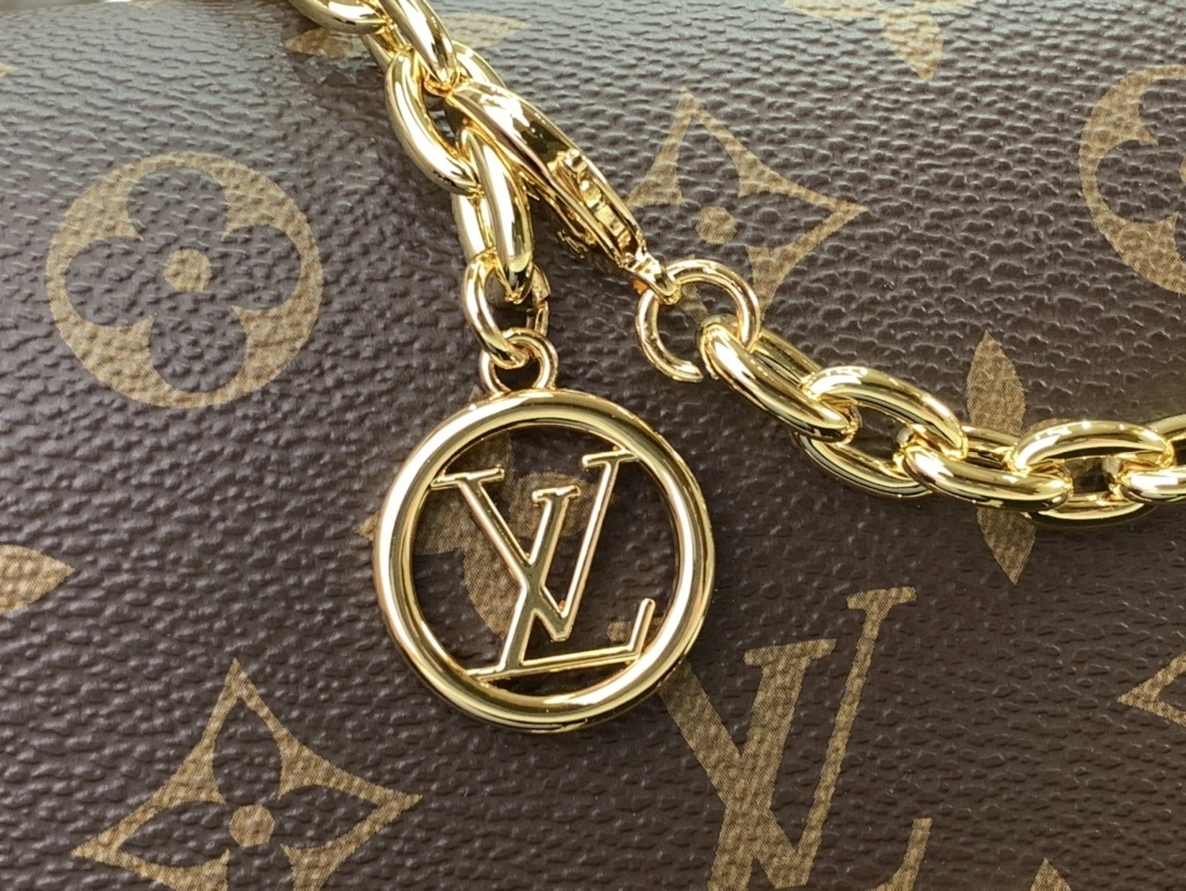 &MOMO- M82509 item:D-B174A1535