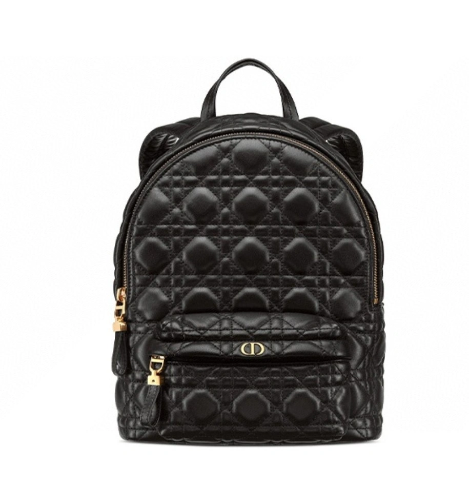 MOMO- M9221UNGF sheephide item:B-B00M1323