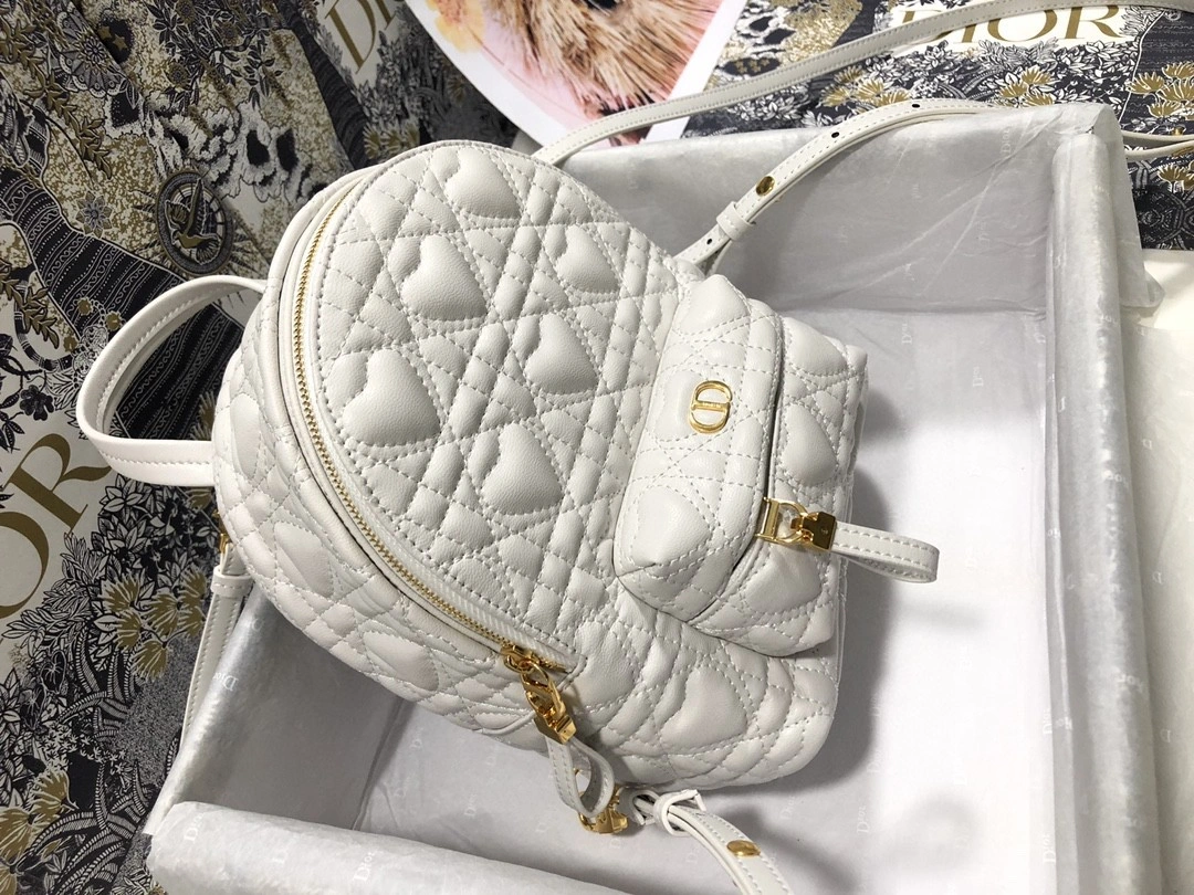 MOMO- M9222UNGH Backpack sheephide item : B-B328M1424