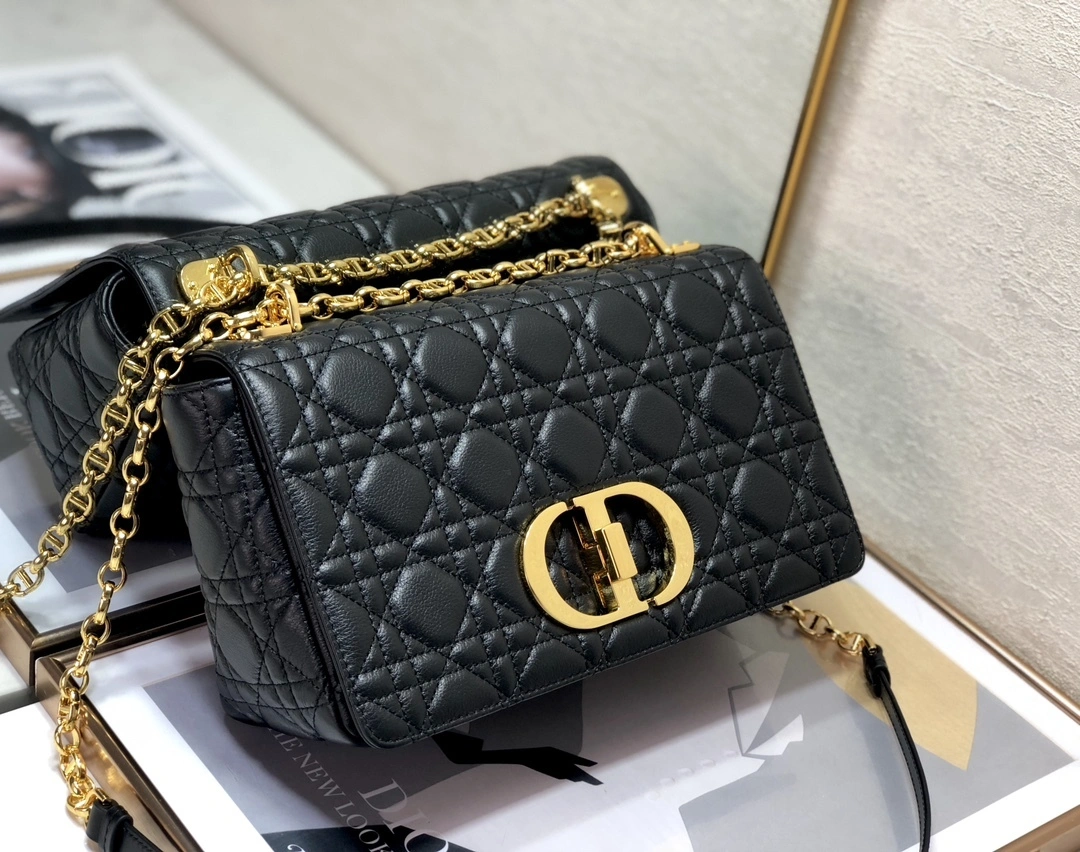 MOMO--M9242UWHC_M900 M9242UWHC-M900 item：C-B063G3117R