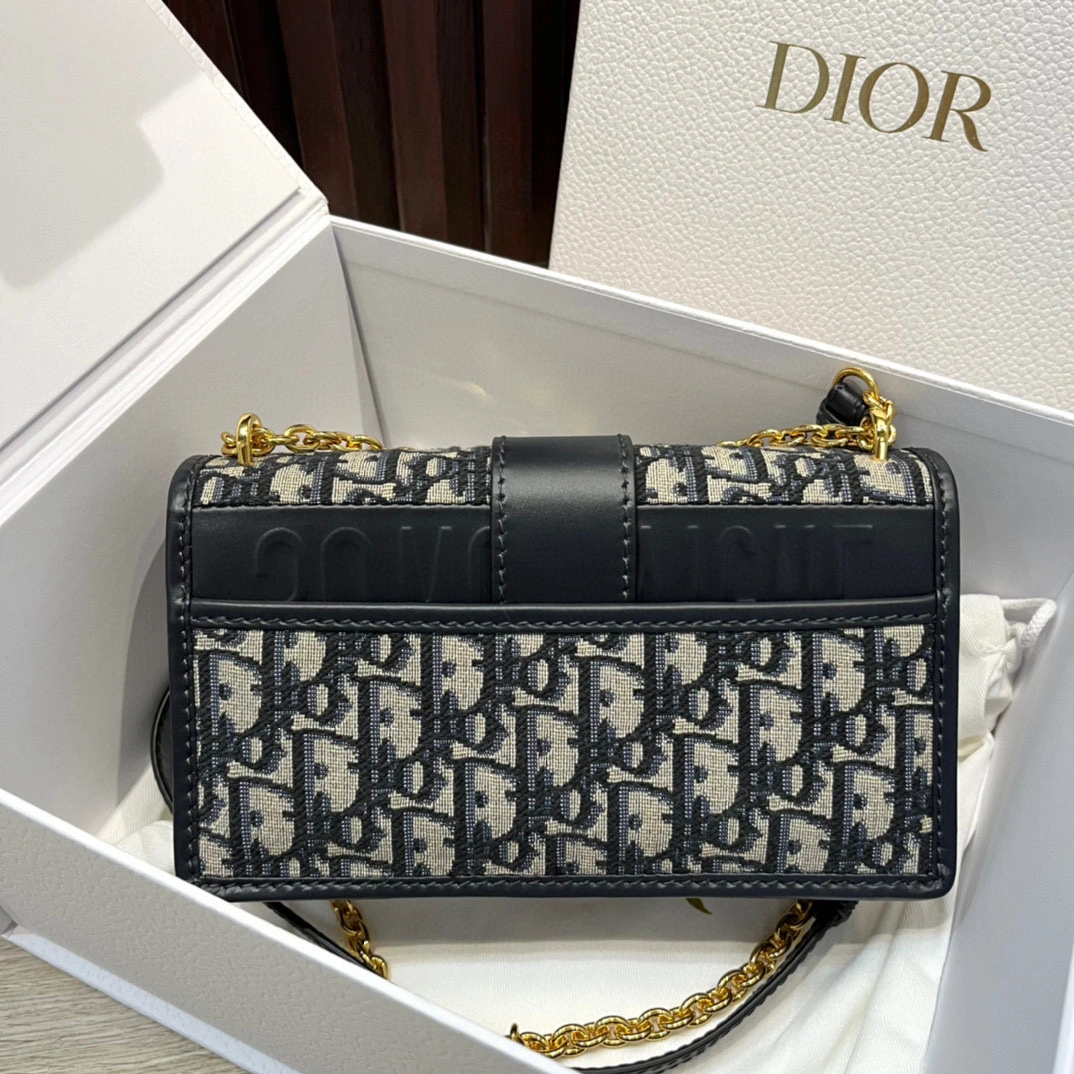 MOMO- M9334UTZQ_M928 high quality version M9334UTZQ-M928 item：B-B221J2803C