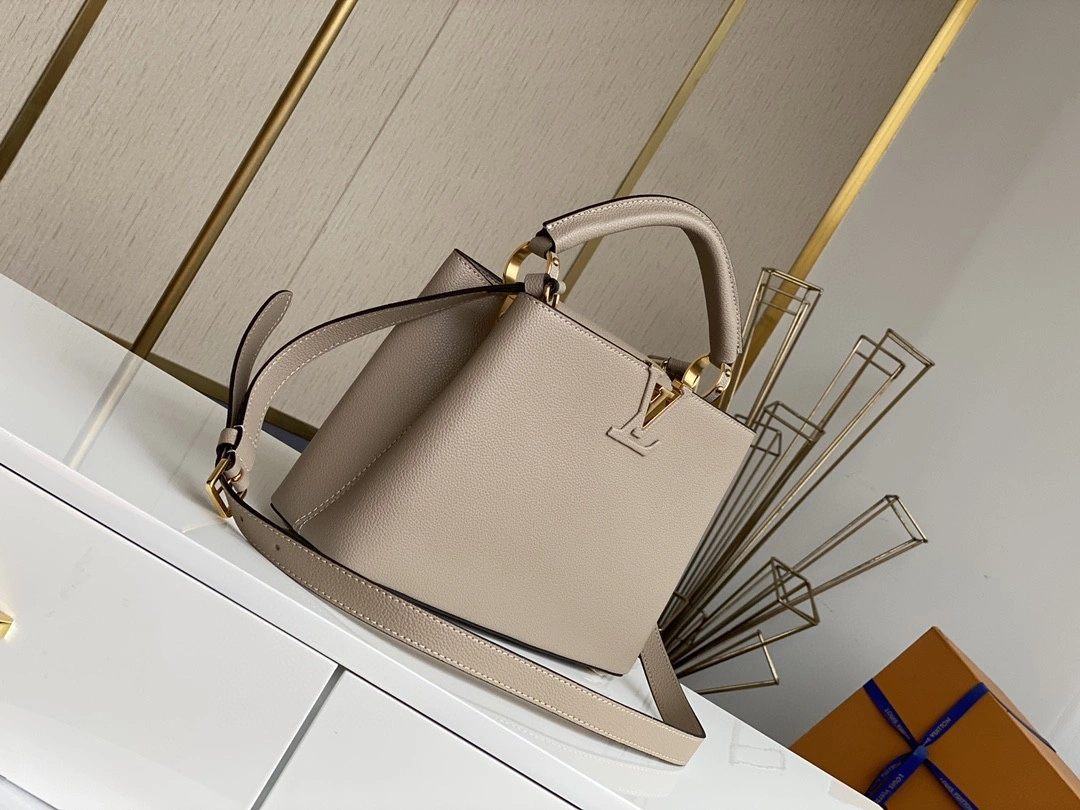 MOMO- M94634 cowhide item : A-B00L2009